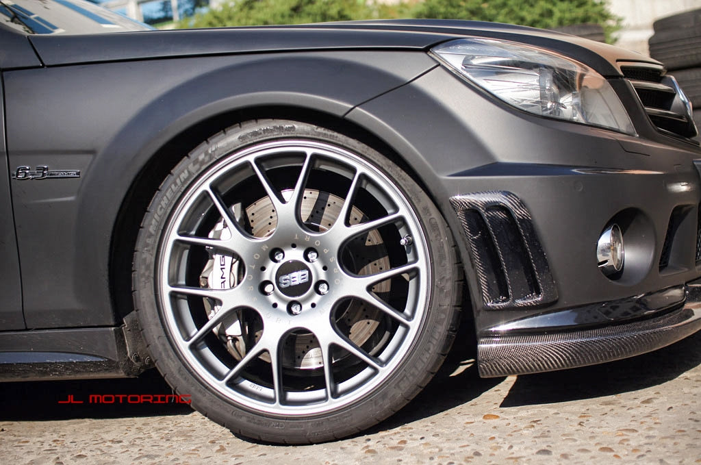 Mercedes Benz W204 C63 AMG Dry Carbon Fiber Side Vents