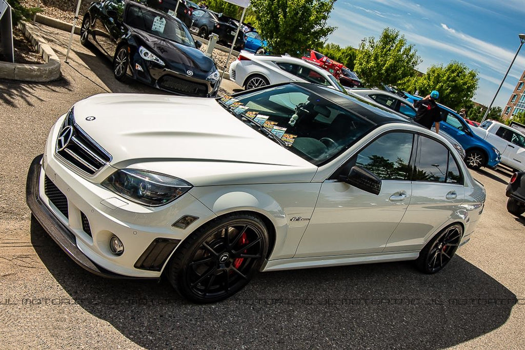 Mercedes Benz W204 C63 AMG Dry Carbon Fiber Side Vents