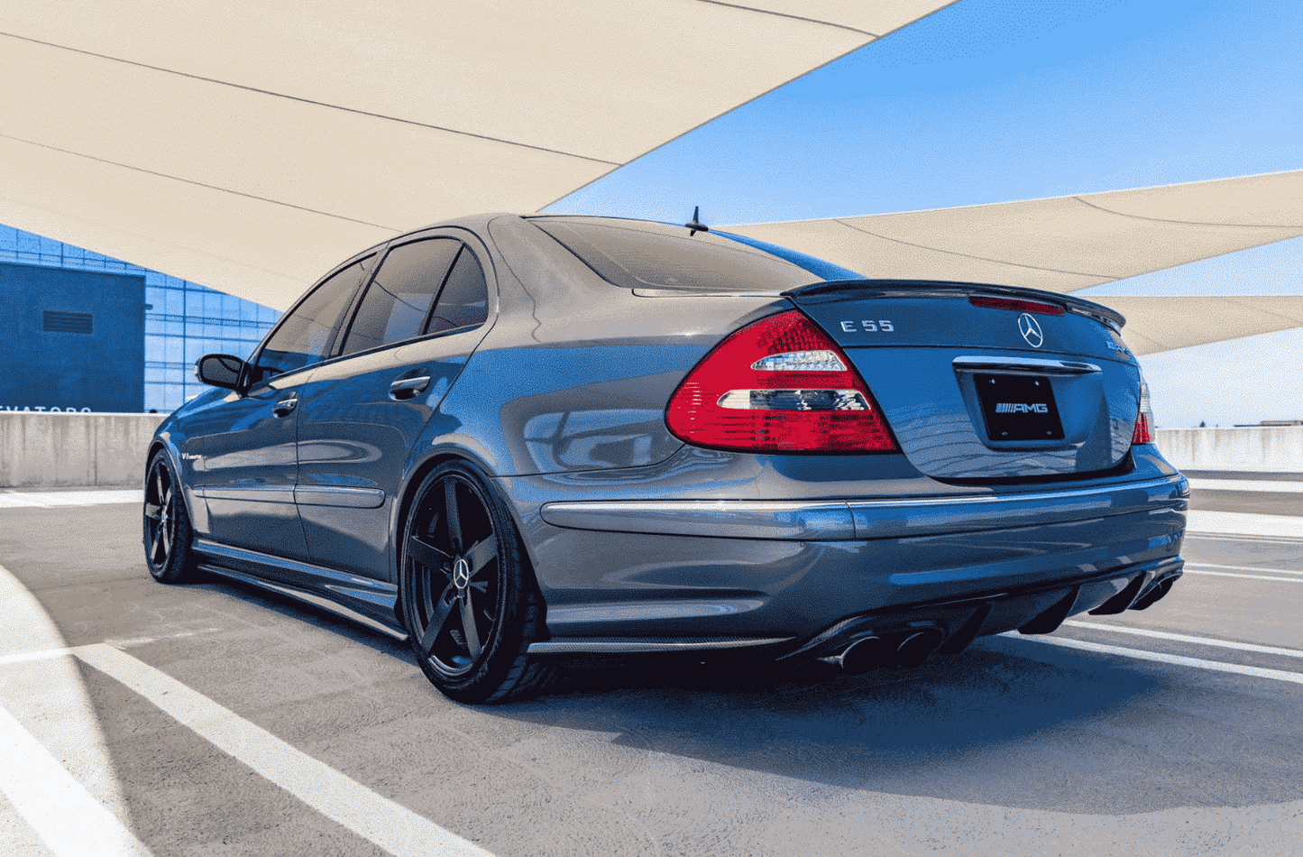 Mercedes Benz W211 E55 E63 AMG Carbon Fiber Side Skirts