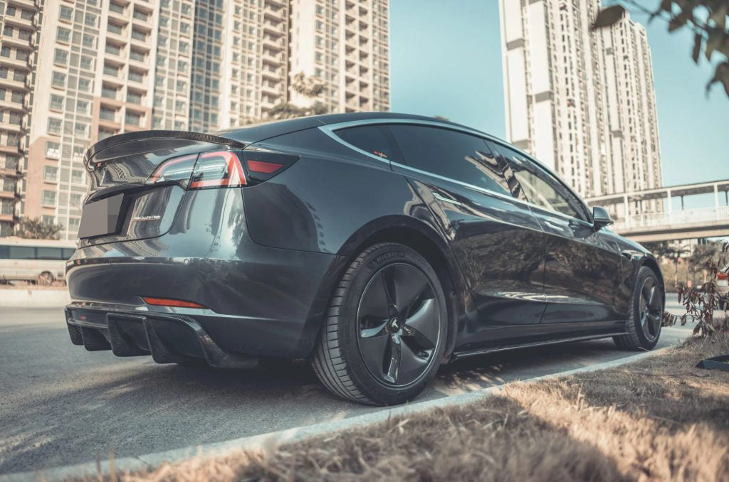 Tesla Model 3 Carbon Fiber Side Skirts