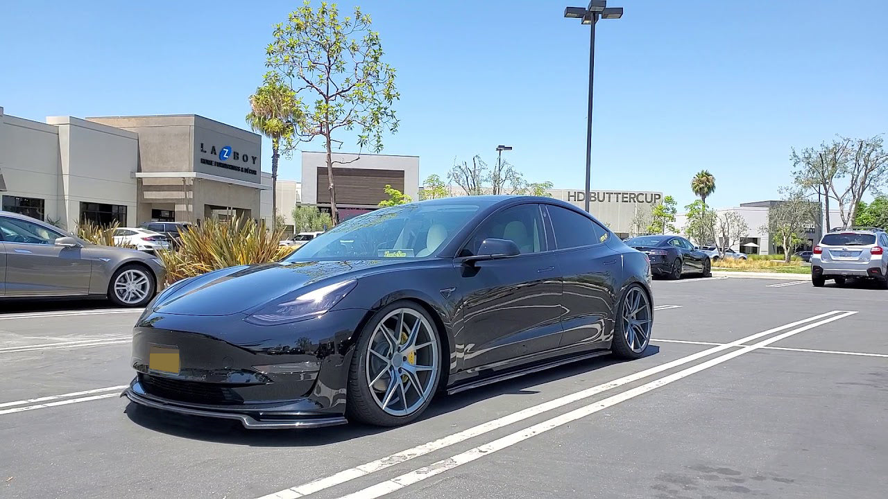 Tesla Model 3 Carbon Fiber Side Skirts
