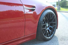 Load image into Gallery viewer, BMW E90 E91 3 Series M3 Style Fenders
