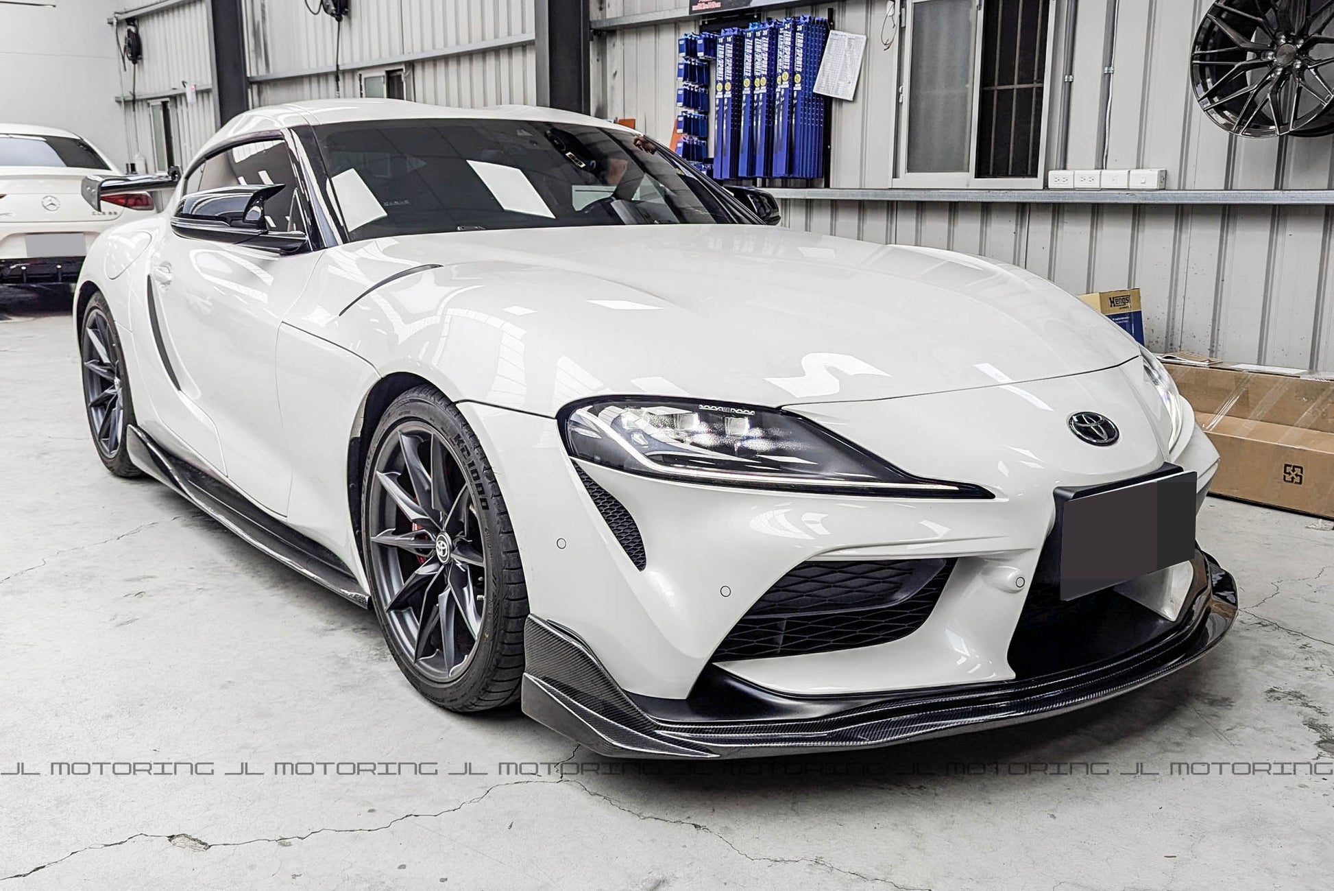 Toyota Supra MKV A90 A91 Carbon Fiber Side Skirts