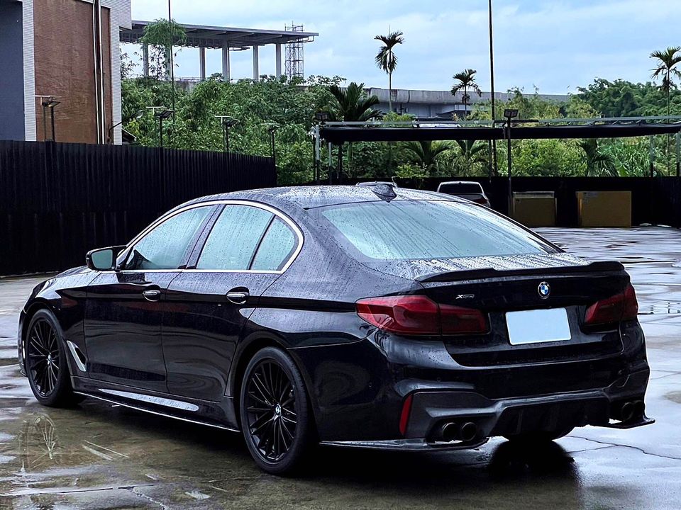 BMW F90 M5 3D Carbon Fiber Rear Diffuser