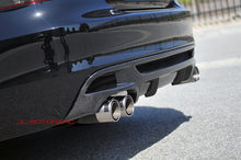 Load image into Gallery viewer, BMW E82 E88 M Sport Performance Carbon Fiber Rear Diffuser
