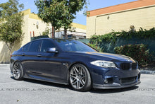 Load image into Gallery viewer, BMW F10 5 Series M Tech 3D Style Carbon Fiber Front Spoiler
