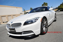 Load image into Gallery viewer, BMW E89 Z4 Carbon Fiber Front Splitters
