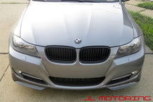 Load image into Gallery viewer, BMW E90 LCI 3 Series Carbon Fiber Front Splitters
