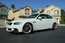 Load image into Gallery viewer, BMW E9X M3 Carbon Fiber Front Splitters
