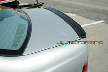 Load image into Gallery viewer, BMW E39 5 Series Carbon Fiber Trunk Spoiler
