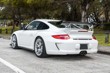 Load image into Gallery viewer, Porsche 997 997.2 Carrera GT3 RS Carbon Fiber Rear Wing Spoiler
