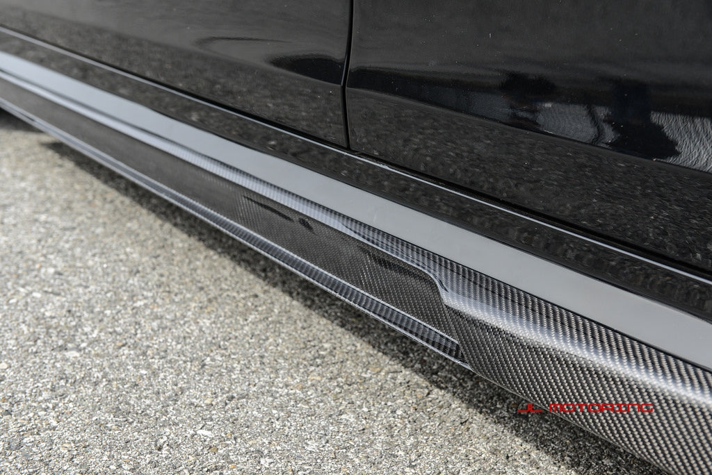 Mercedes Benz W204 Carbon Fiber Side Skirts
