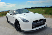 Load image into Gallery viewer, Nissan R35 GTR Type I Carbon Fiber Front Spoiler

