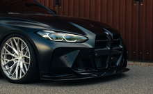 Load image into Gallery viewer, BMW G80 G81 M3 G82 G83 M4 Carbon Fiber Front Grille
